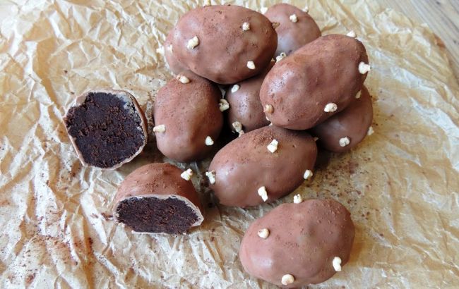 Рецепт найсмачнішого тістечка "Картопля" з начинкою та глазур'ю: смак дитинства