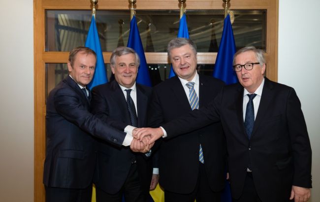 Порошенко договорился с руководством ЕС вместе противостоять вмешательству в выборы