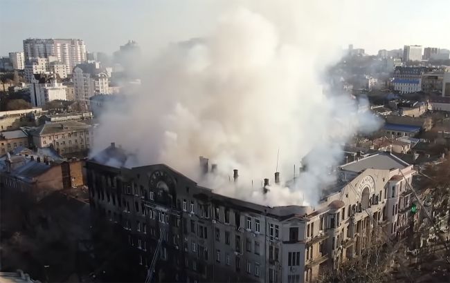 Суд отложил рассмотрение дела о пожаре в одесском колледже до августа