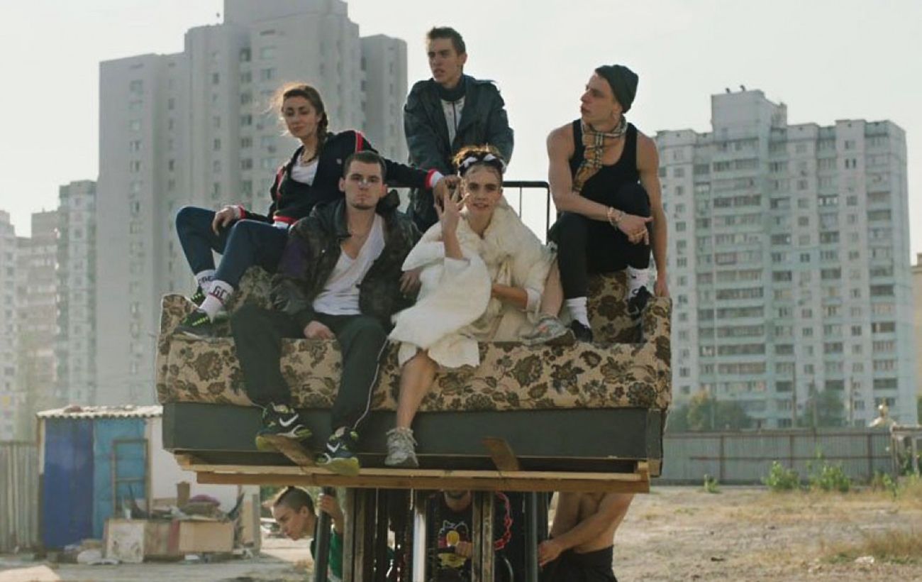 звезды снимают клипы. съемка клипа дети. фото клипа. где снимали клип на рахате. съемки фильма.