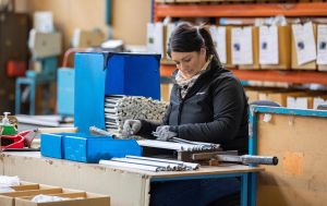 Рынок труда: кто ожидает сокращения работников, а кто - увеличения