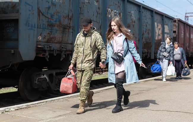 Быть рядом критически важно? Как военному получить "семейный" отпуск и на сколько дней