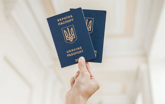 Як українцям відновити втрачений паспорт : поради юристів