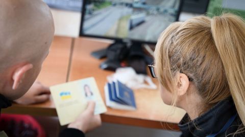 Впустят ли в Украину с просроченным паспортом: объяснение ГПСУ