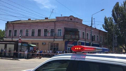 В Одесі невідомий захопив в заручники працівницю фінустанови