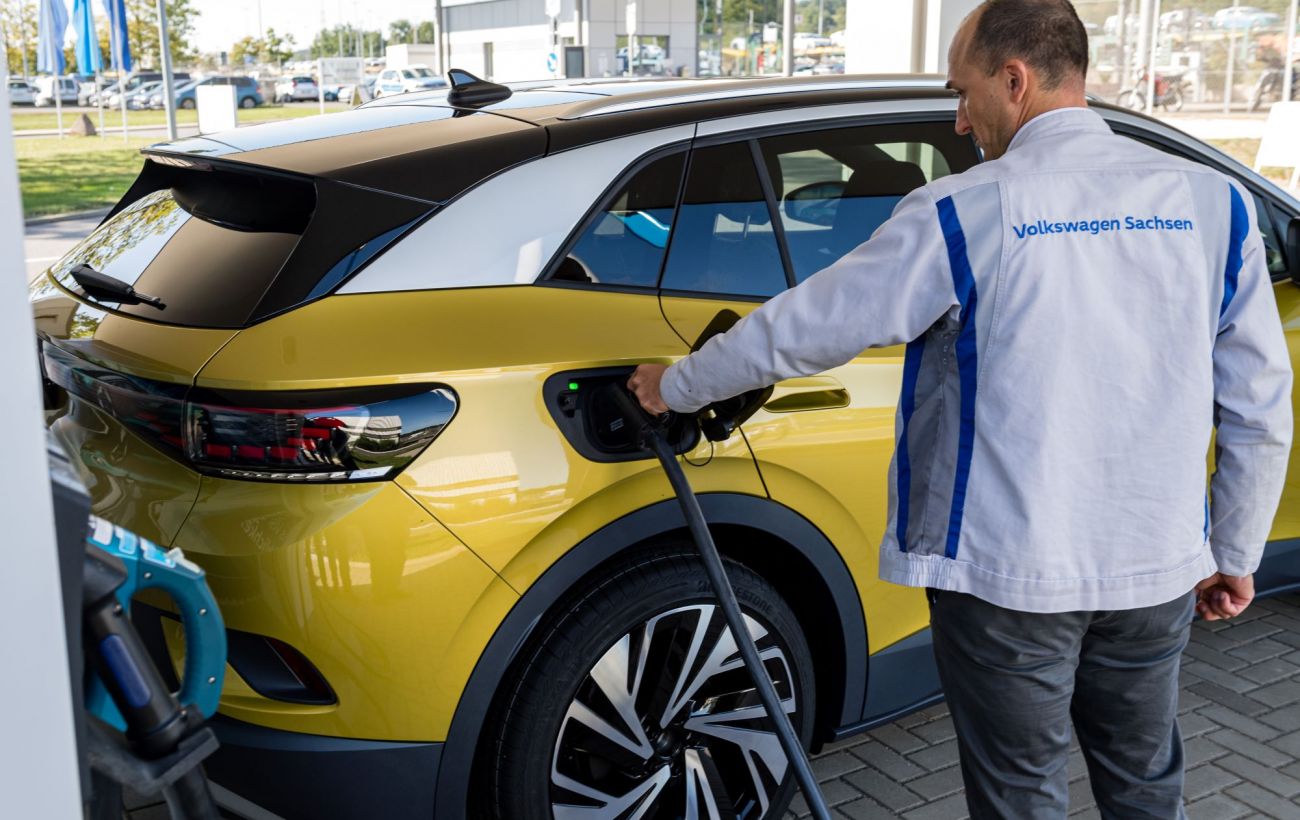 Електрика чи бензин: яка машина більше зекономить грошей