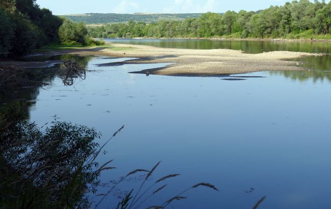 Міліють не лише річки: які водосховища б'ють антирекорди і де води вже бракує людям