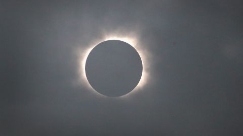 Полное солнечное затмение 4 декабря будет уникальным: как его увидеть