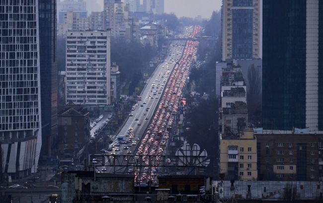 В Киев ежедневно возвращается до 50 тысяч человек, - КГГА