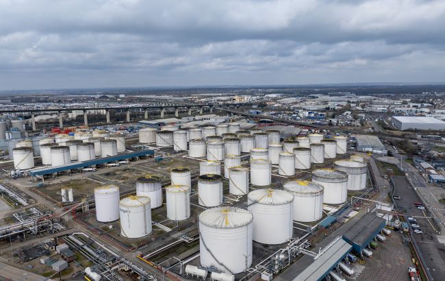 Нафтовий термінал у Приморську горить четверту добу: супутникові знімки