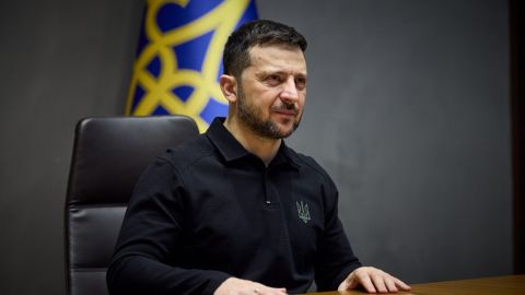 Украина примет участие в саммите НАТО в Турции, - Зеленский