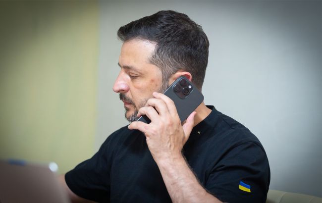 Зеленский провел телефонный разговор с Трампом, - источник РБК-Украина