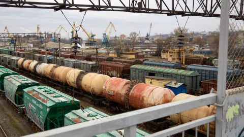 Повышение тарифов УЗ - удар по инвестиционной привлекательности Украины, - эксперт