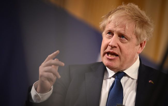 Джонсон сумнівається в успіху мирних переговорів України з РФ через "крокодила" Путіна