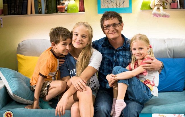 СТБ покаже марафон серіалу "Папаньки"