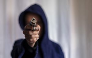 В Одесі чоловік стріляв по працівниках ТЦК, є поранені