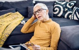 Пенсии, кэшбек, купюры и летнее время: что изменится для украинцев в марте