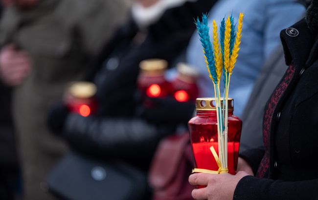 Поминальная суббота в ноябре: за кого завтра нужно поставить свечу и помолиться