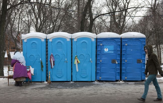 Санитарная угроза: возле многоэтажек Киева могут появиться биотуалеты