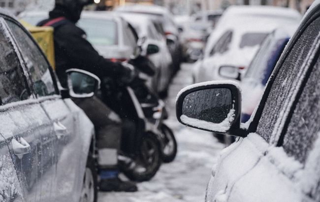 У Києві обмежують рух на двох ключових шосе: де сьогодні й завтра можливі затори