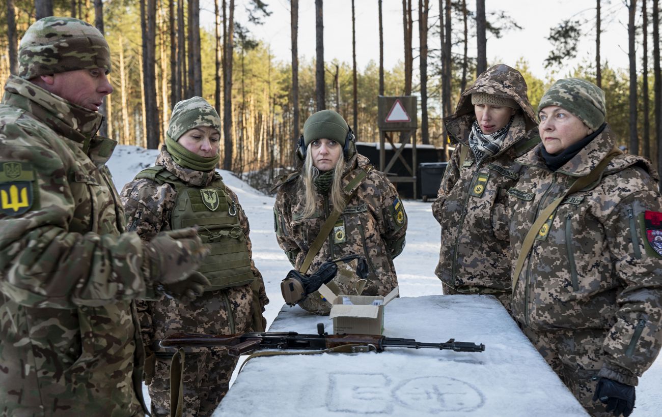 Жінки на БЗВП: як підготуватись до навчання і що обов'язково взяти з собою
