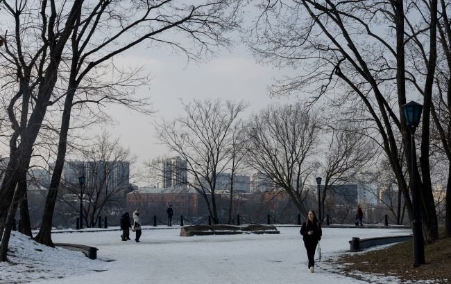 Потепление с нюансами: какая погода будет в Украине завтра и когда снова ударят морозы