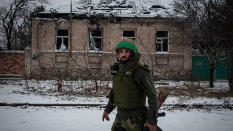 Враг постоянно меняет тактику в Бахмуте, но это не спасет его от провала, - Генштаб