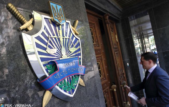 После допроса в здании прокуратуры умер подозреваемый по делу Евромайдана экс-прокурор Сайчук