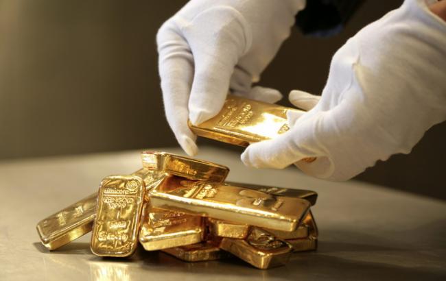 НБУ понизил курс золота до 333,47 тыс. гривен за 10 унций