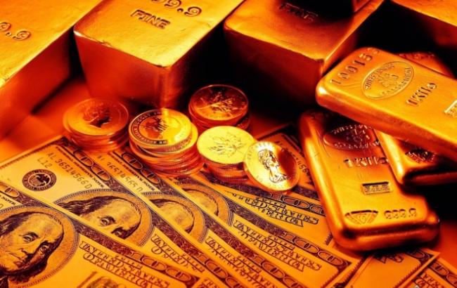 НБУ повысил курс золота до 330,56 тыс. гривен за 10 унций