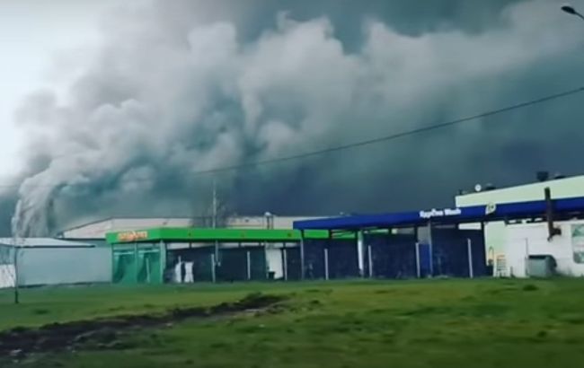 Пожар в Москве перекинулся на газозаправочную станцию