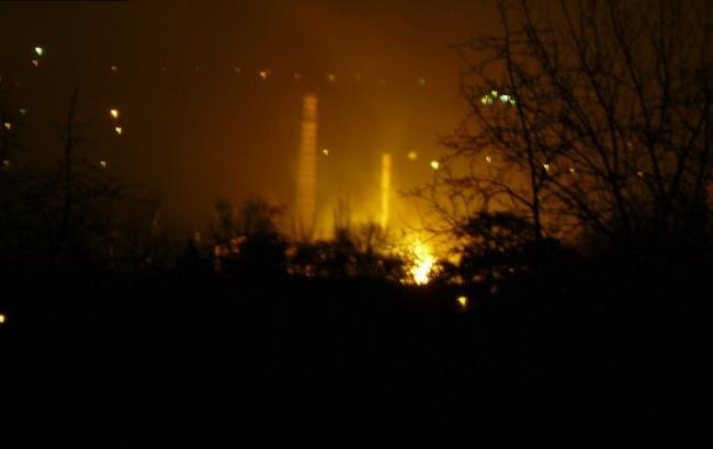 В результаті обстрілу в Донецьку загорівся завод "Донецькгірмаш"