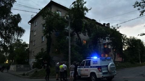 Устроивший стрельбу в Екатеринбурге экс-полицейский задержан: спецназ взял штурмом квартиру