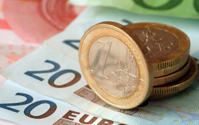 У Росії курс євро опустився нижче 58 рублів