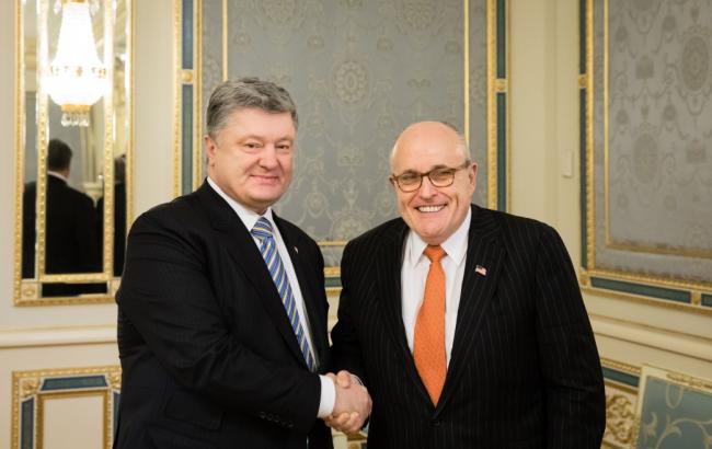 Порошенко заявил о важности сотрудничества Украины и США в сфере кибербезопасности