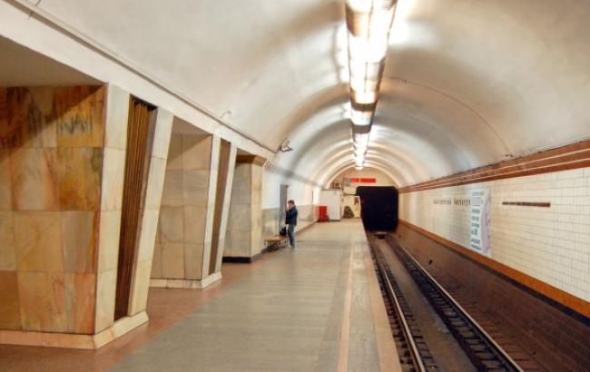 Міліція не знайшла вибухівку на станції київського метро "Політехнічний інститут"