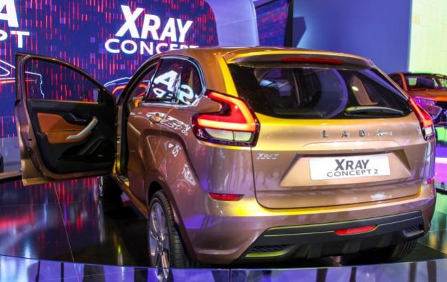 В России представили автомобиль Lada Xray
