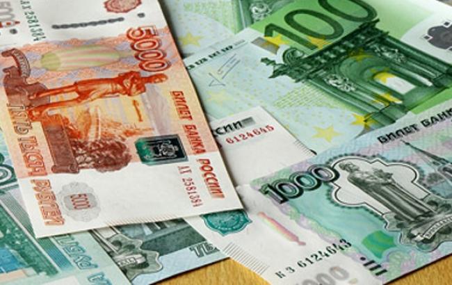 В РФ биржевой курс евро поднялся выше 76 рублей