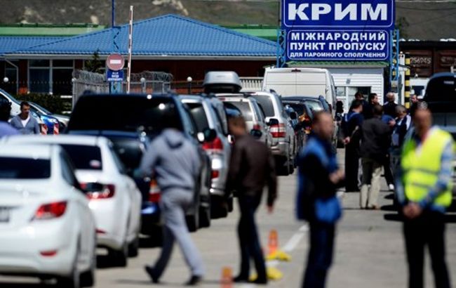 У Криму відновили пропуск машин
