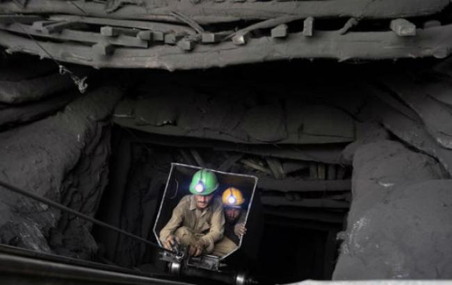 Порошенко оголосив 5 березня днем жалоби через аварію на шахті ім. Засядька