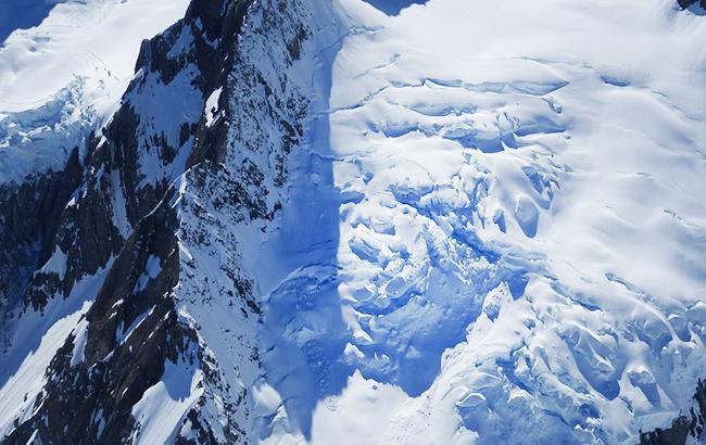 Синоптики попереджають про значну лавинну небезпеку в Карпатах