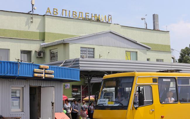 В Донецке "минировали" Южный автовокзал