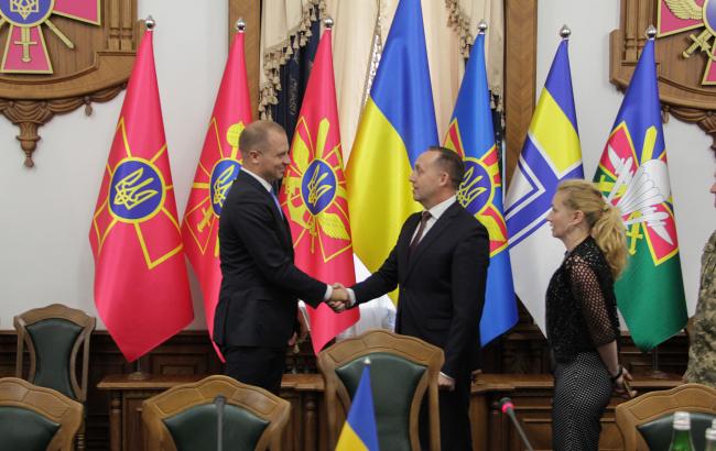 Украина и Польша подписали план сотрудничества между оборонными ведомствами