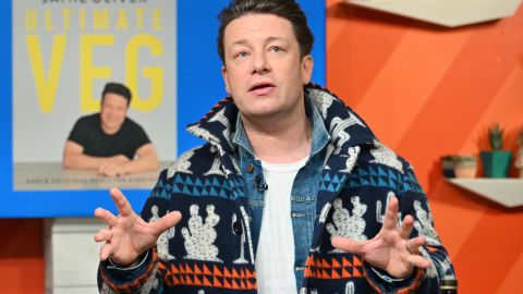 Легендарный повар Джейми Оливер раскрыл секрет идеальной жареной картошки: "Это рай!"