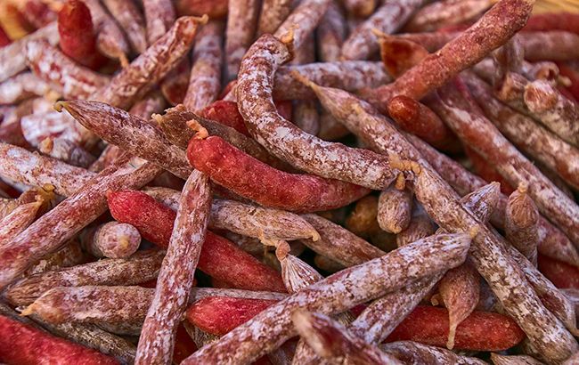 Колбаса, сосиски и сардельки: как определить качество продуктов в магазине