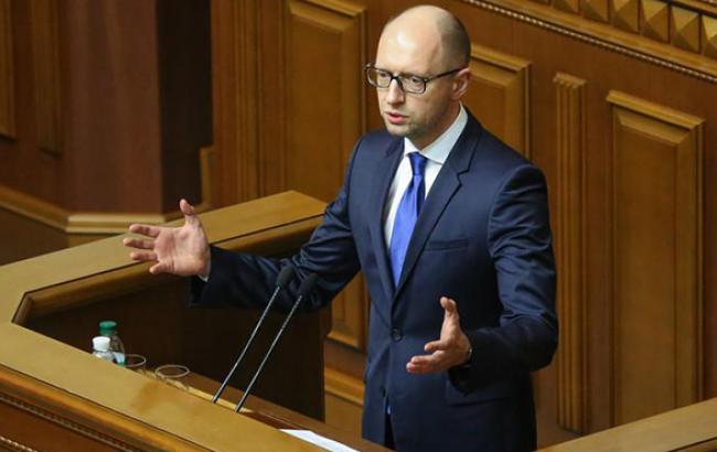 Закон о локальных рынках позволит поддержать 30% граждан на селе, - Яценюк