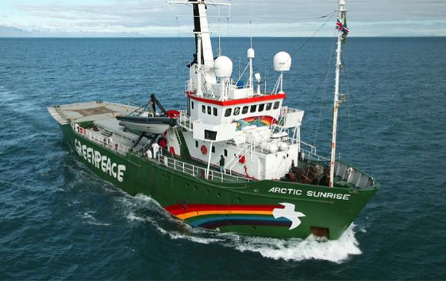 В Норвегии задержан корабль Greenpeace с 35 активистами на борту
