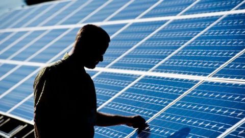 Принадлежащая китайской госкорпорации CNBM "Восход солар" обвиняет силовиков в давлении