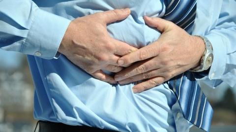 Тяжесть определяется обезвоживанием: известный врач-инфекционист рассказала, что нужно делать при пищевых отравлениях