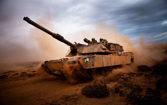 США передадут Украине снаряды c обедненным ураном для танков Abrams, - WSJ